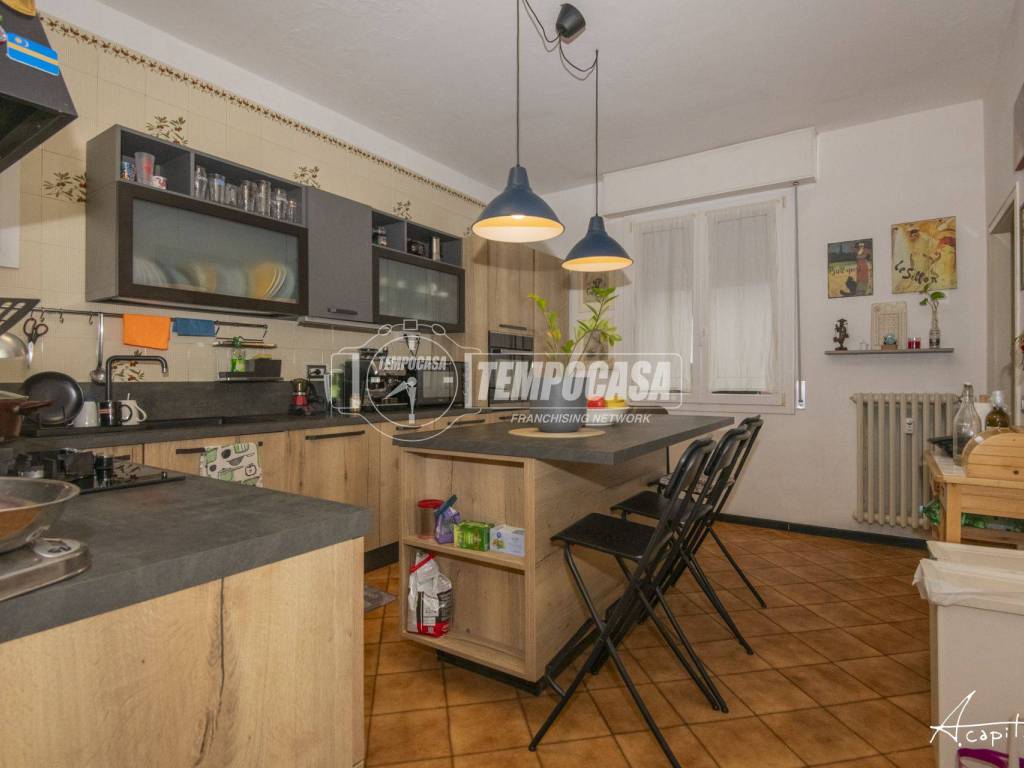 appartamento in vendita a Modena in zona San Lazzaro / Modena Est