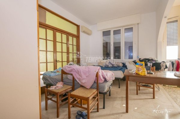 appartamento in vendita a Modena in zona Madonnina / Quattro Ville