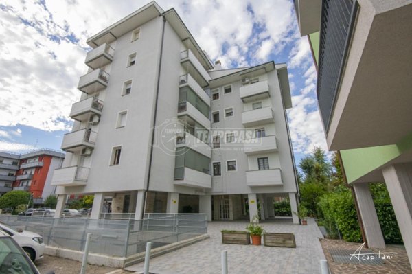 appartamento in vendita a Modena in zona San Lazzaro / Modena Est