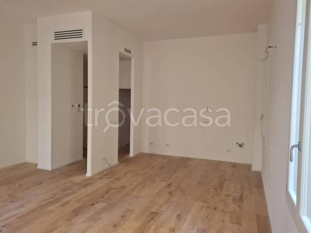 appartamento in vendita a Modena in zona Centro Storico