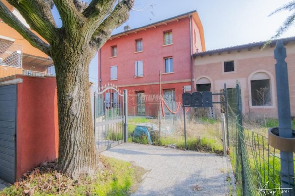 appartamento in vendita a Modena in zona Ganaceto