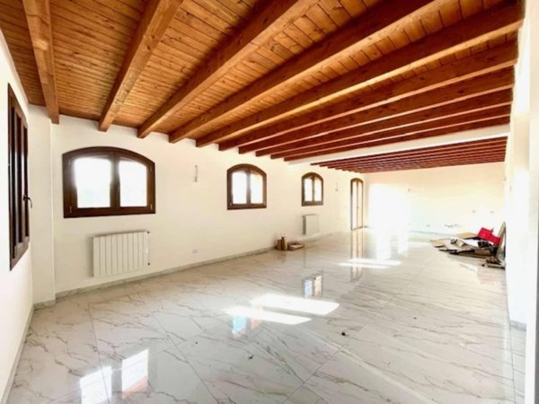 casa indipendente in vendita a Modena in zona Crocetta