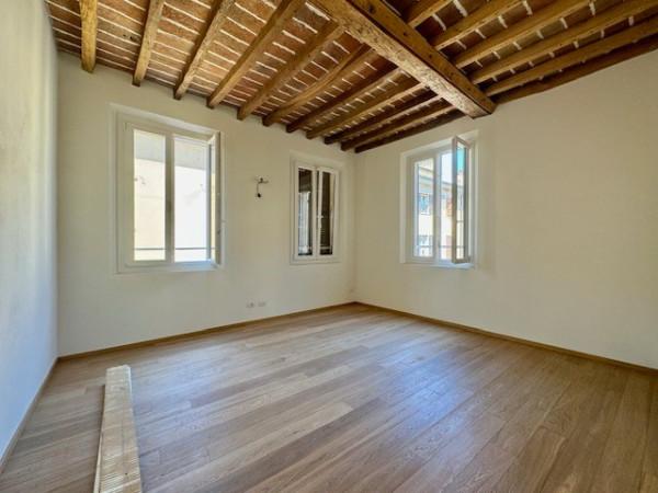 appartamento in vendita a Modena in zona Centro Storico