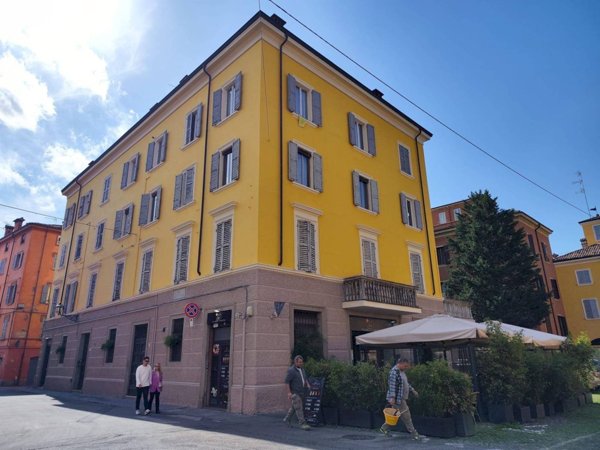 appartamento in vendita a Modena in zona Centro Storico