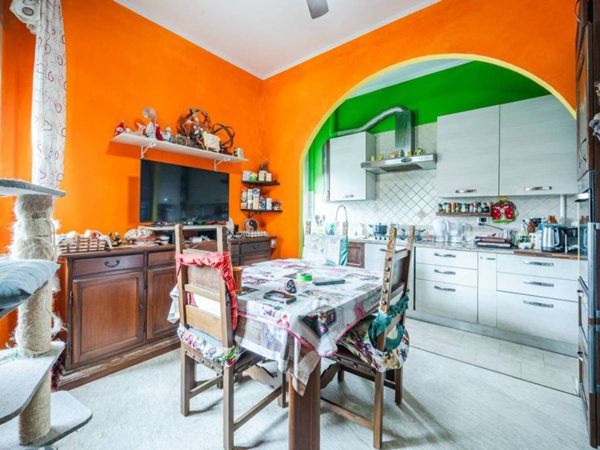 appartamento in vendita a Modena in zona Crocetta