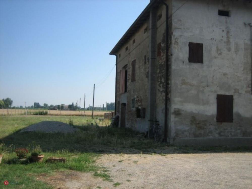 casa indipendente in vendita a Modena