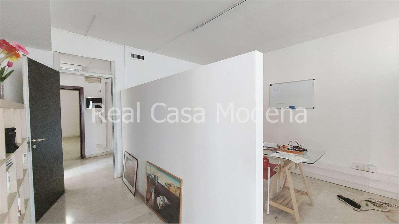 appartamento in vendita a Modena in zona San Faustino