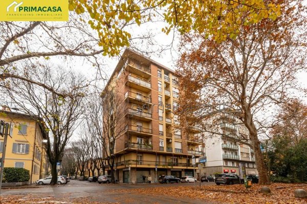 appartamento in vendita a Modena in zona Centro Storico