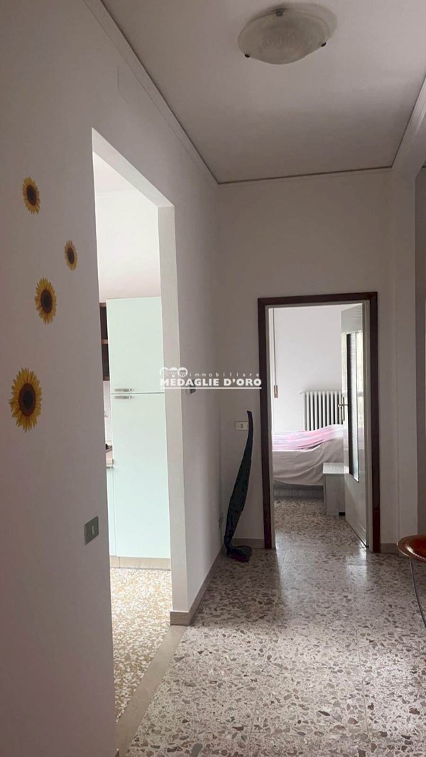 appartamento in vendita a Modena in zona Amendola