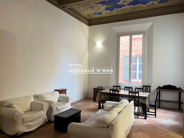 appartamento in vendita a Modena in zona Centro Storico