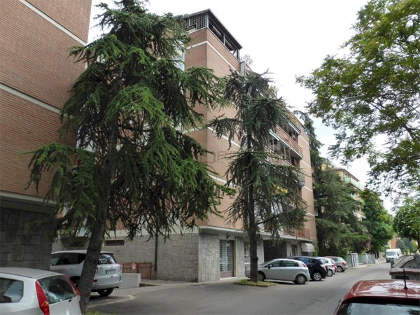 ufficio in vendita a Modena