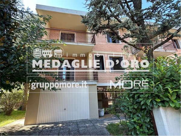 casa indipendente in vendita a Modena in zona Sant'Agnese