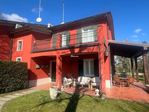 casa indipendente in vendita a Modena in zona Buon Pastore