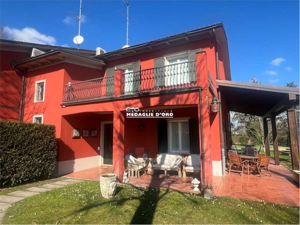 casa indipendente in vendita a Modena in zona Buon Pastore