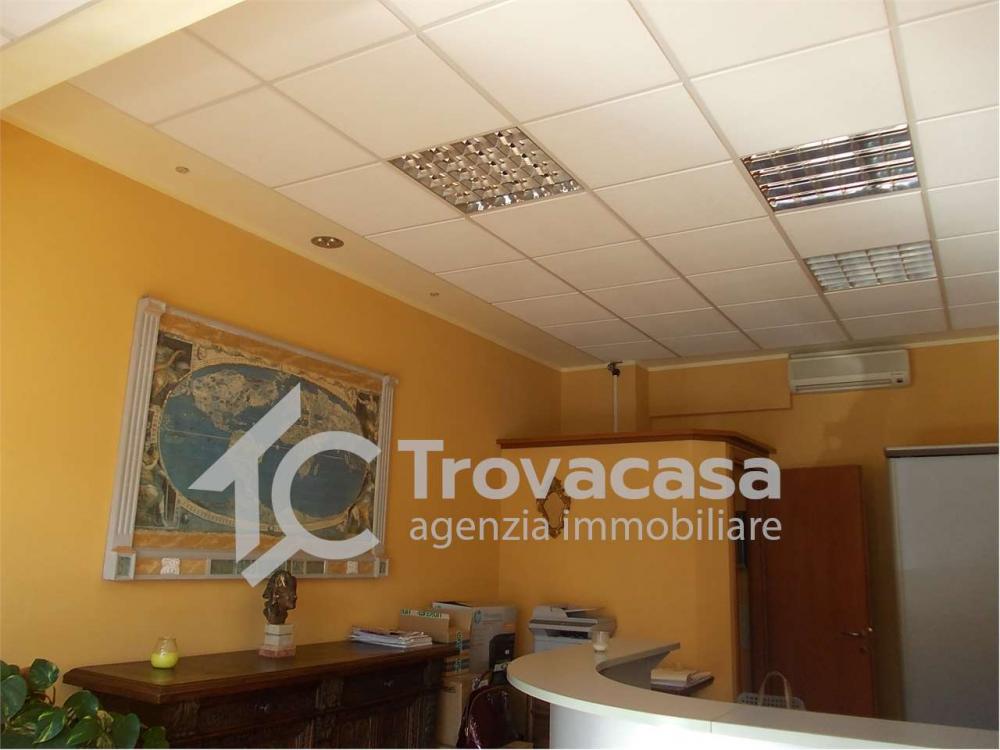 ufficio in vendita a Modena