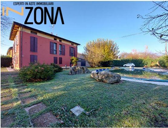 casa indipendente in vendita a Modena