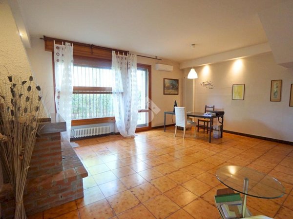 casa indipendente in vendita a Modena in zona Baggiovara