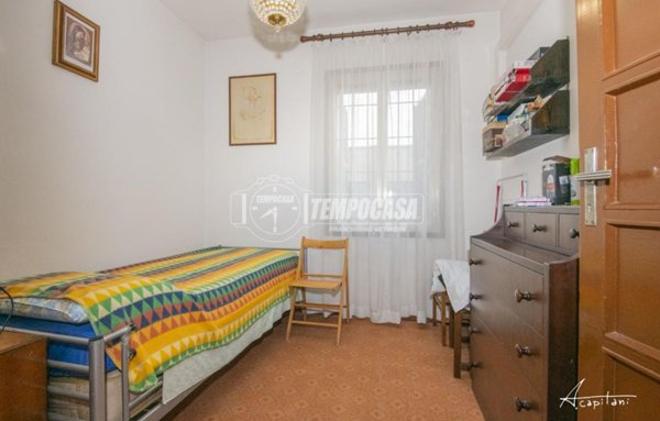 appartamento in vendita a Modena in zona Madonnina / Quattro Ville
