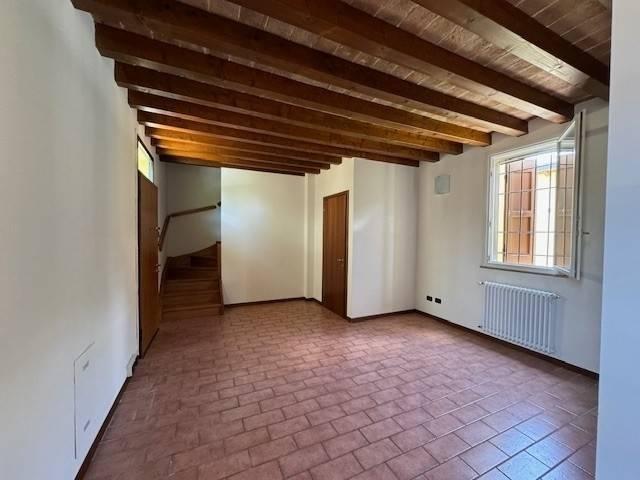 appartamento in vendita a Modena in zona San Damaso