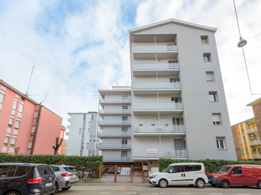 appartamento in vendita a Modena in zona Sant'Agnese