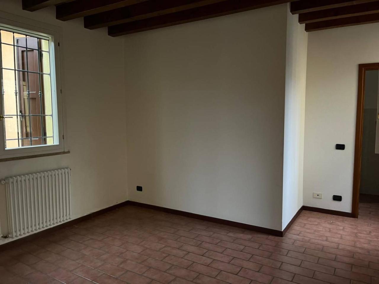 appartamento in vendita a Modena in zona San Damaso