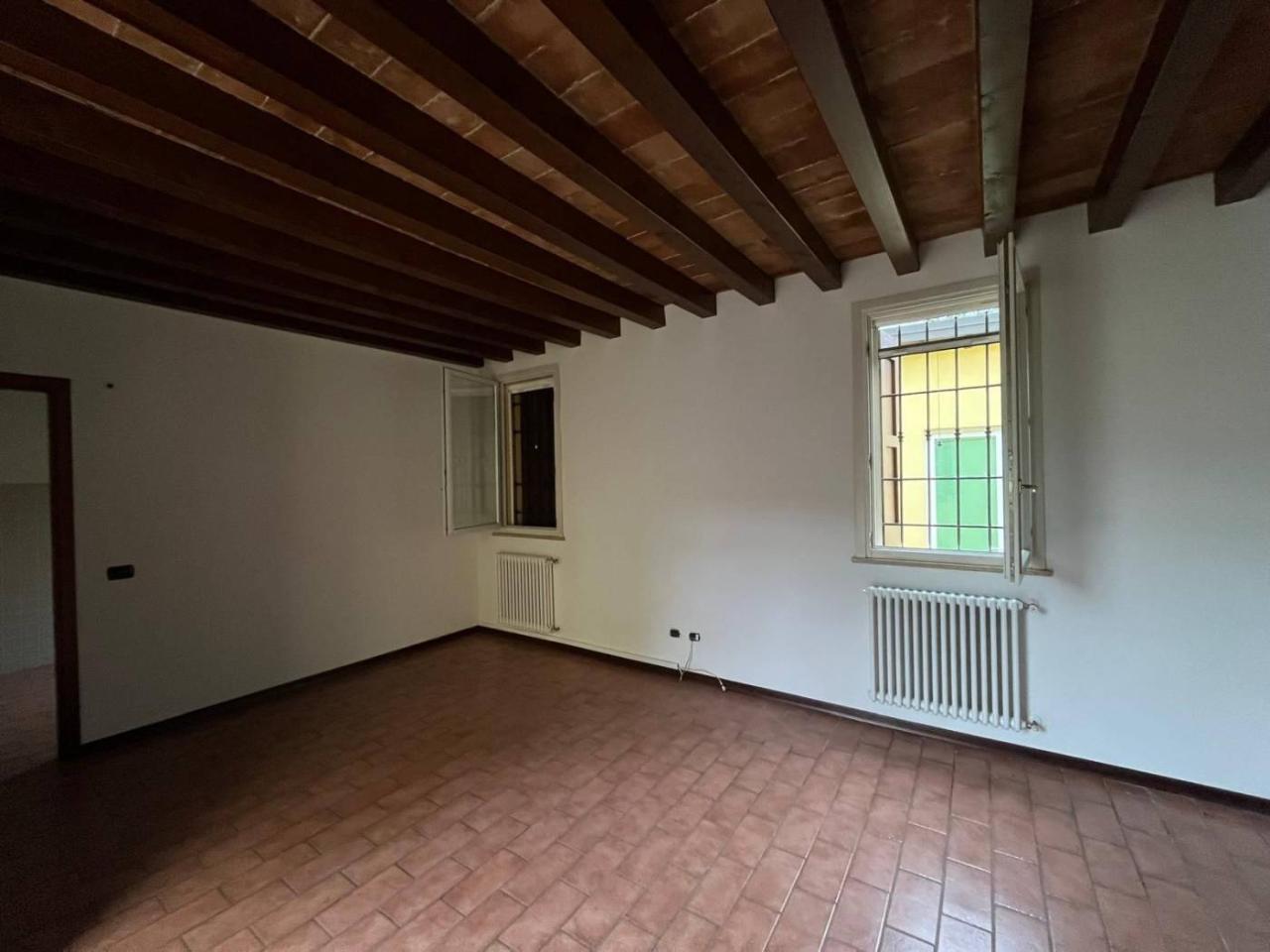appartamento in vendita a Modena in zona San Damaso
