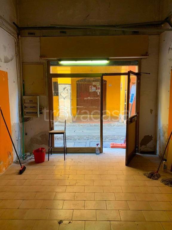negozio in vendita a Modena in zona Centro Storico