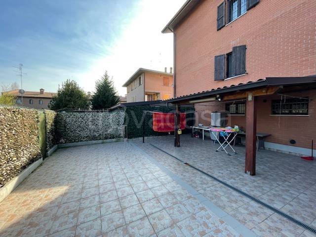appartamento in vendita a Modena in zona Crocetta