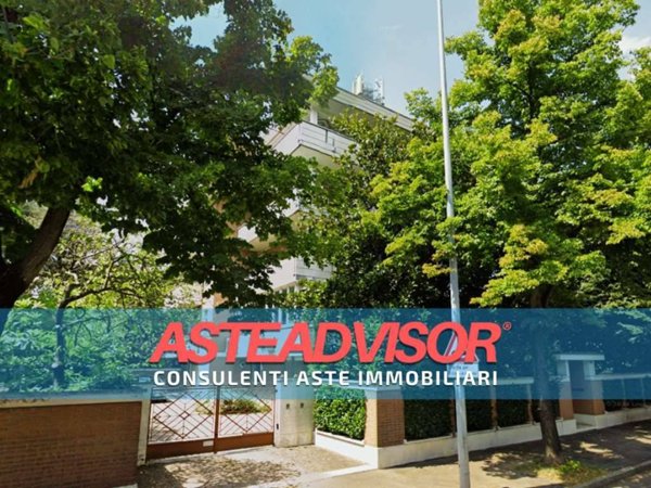 appartamento in vendita a Modena in zona San Faustino