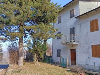 casa indipendente in vendita a Modena