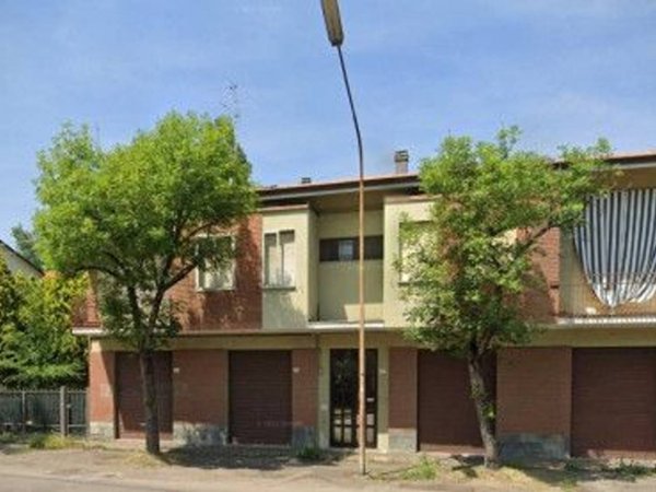 casa indipendente in vendita a Modena in zona San Lazzaro / Modena Est