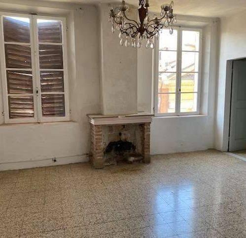 appartamento in vendita a Modena in zona Centro Storico