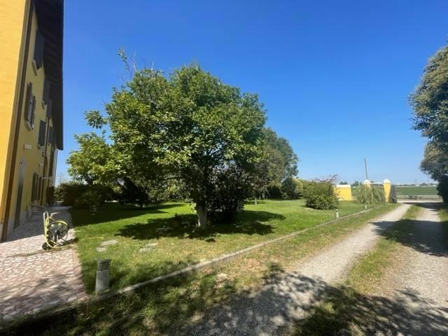 casa indipendente in vendita a Modena in zona Buon Pastore
