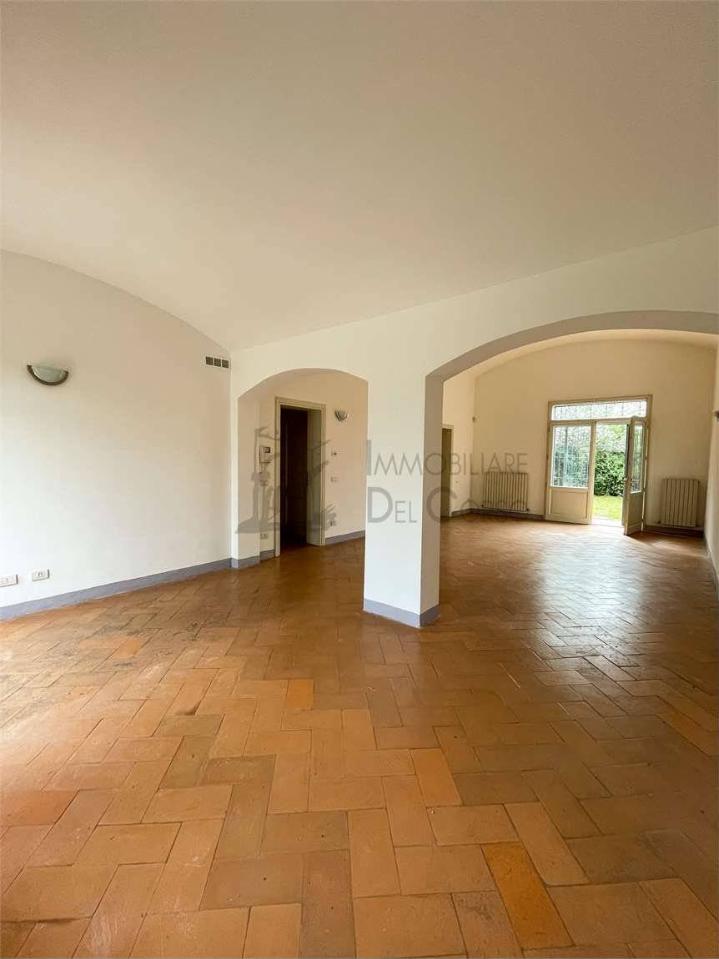 casa indipendente in vendita a Modena in zona Centro Storico