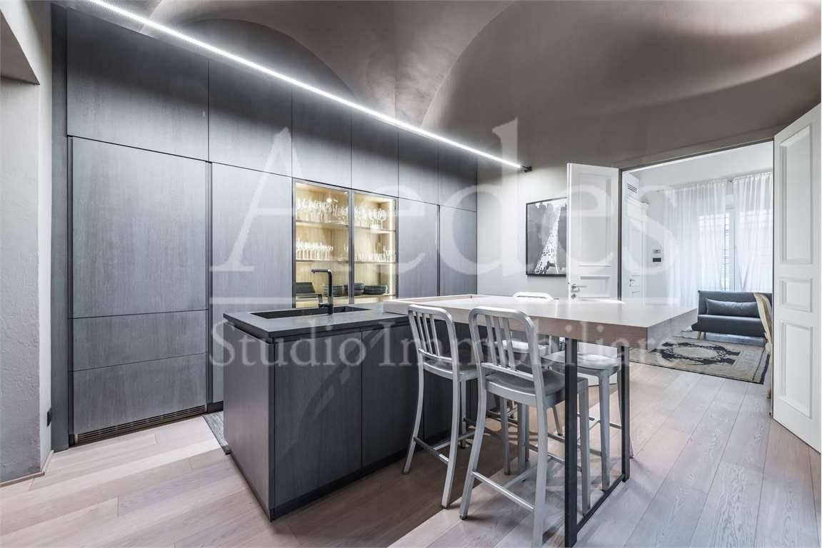 appartamento in vendita a Modena in zona Centro Storico