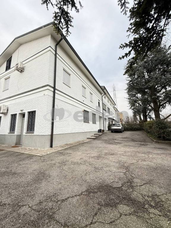 casa indipendente in vendita a Modena in zona Baggiovara