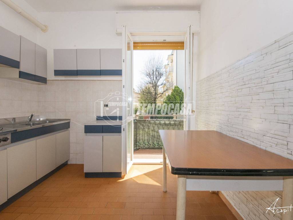 appartamento in vendita a Modena in zona Buon Pastore