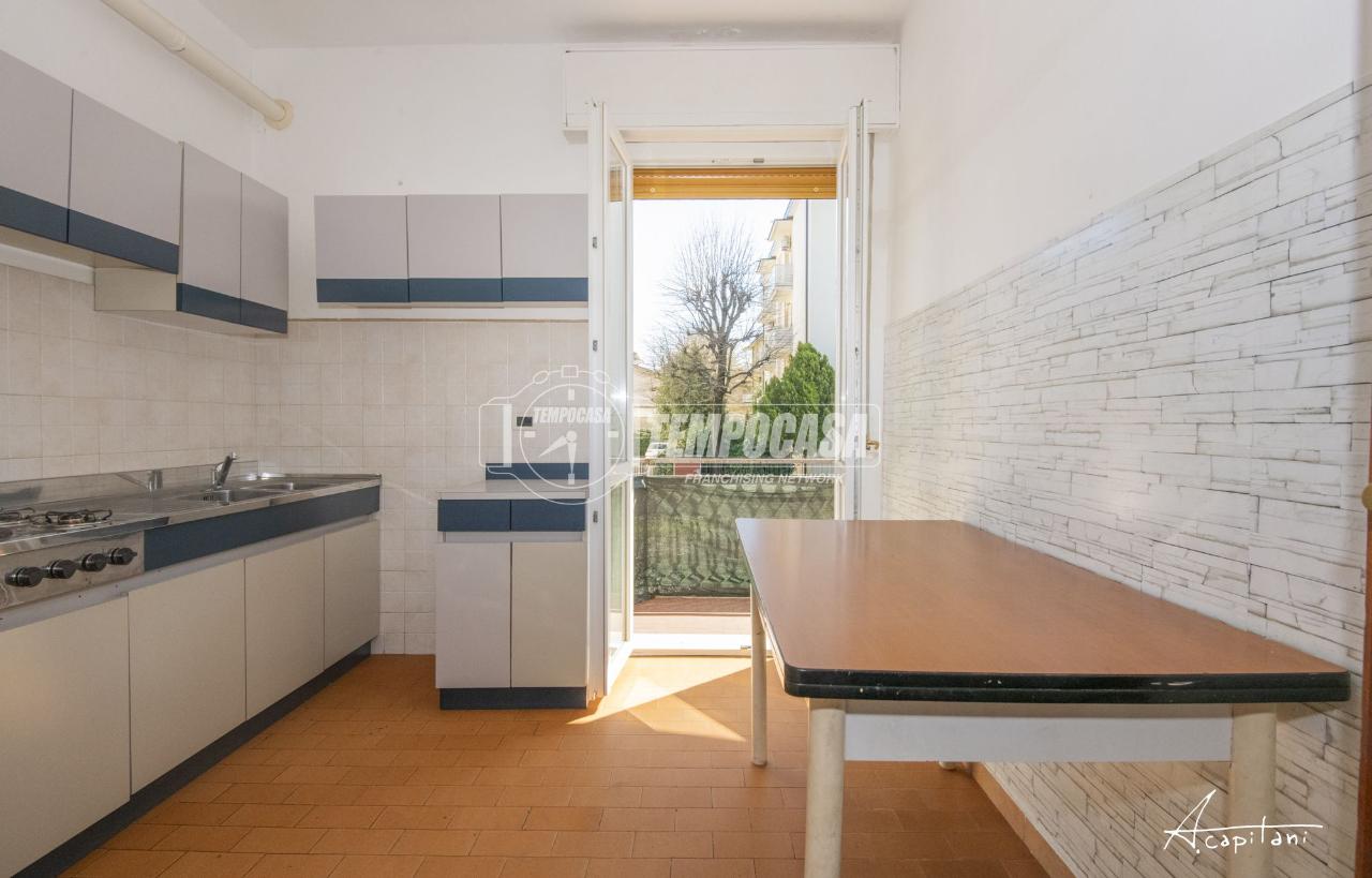 appartamento in vendita a Modena in zona Buon Pastore