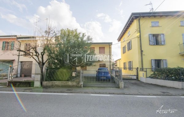 casa indipendente in vendita a Modena in zona Madonnina / Quattro Ville