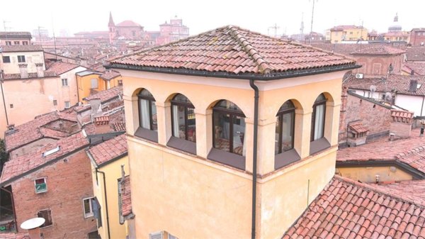 appartamento in vendita a Modena in zona Centro Storico