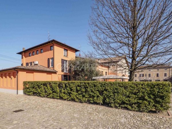 casa indipendente in vendita a Modena in zona Baggiovara