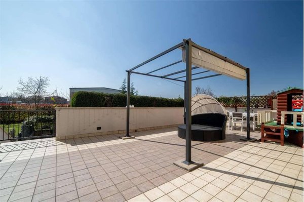 casa indipendente in vendita a Modena in zona San Lazzaro / Modena Est