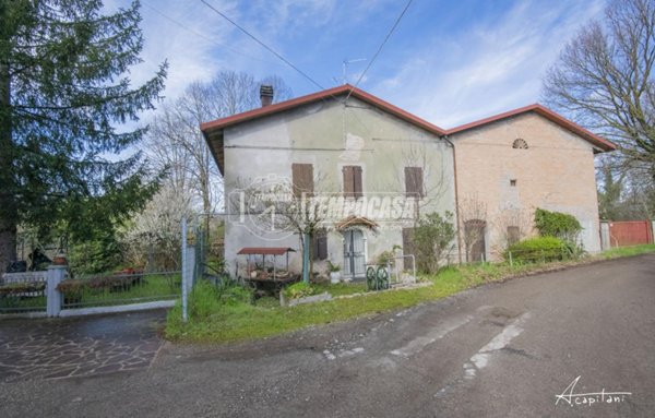 appartamento in vendita a Modena in zona Madonnina / Quattro Ville