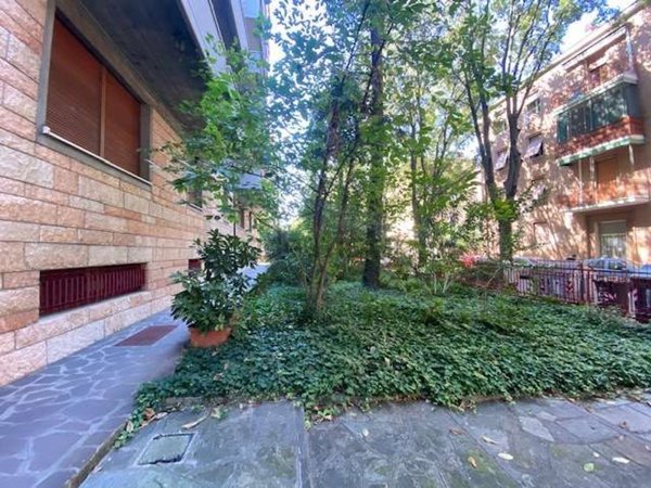 appartamento in vendita a Modena in zona San Lazzaro / Modena Est