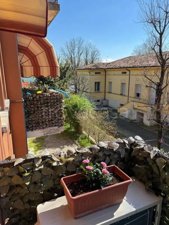 appartamento in vendita a Modena in zona Crocetta