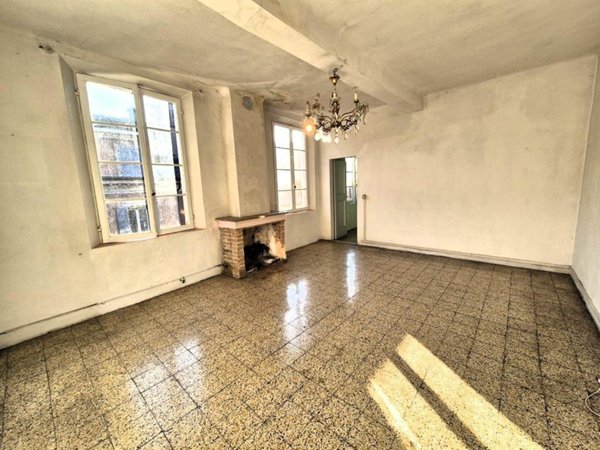 appartamento in vendita a Modena in zona Centro Storico
