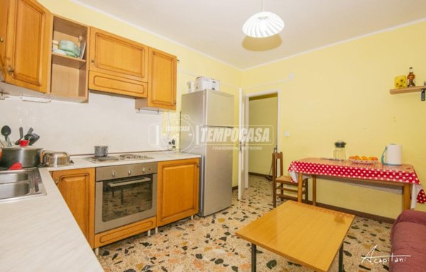 appartamento in vendita a Modena in zona San Lazzaro / Modena Est