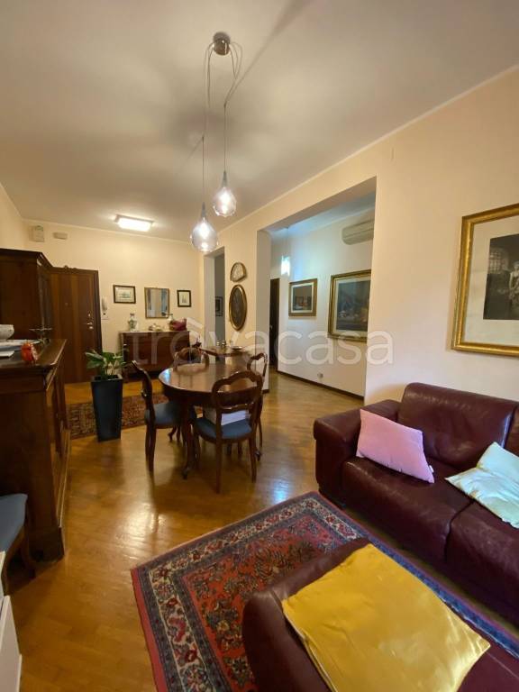 appartamento in vendita a Modena