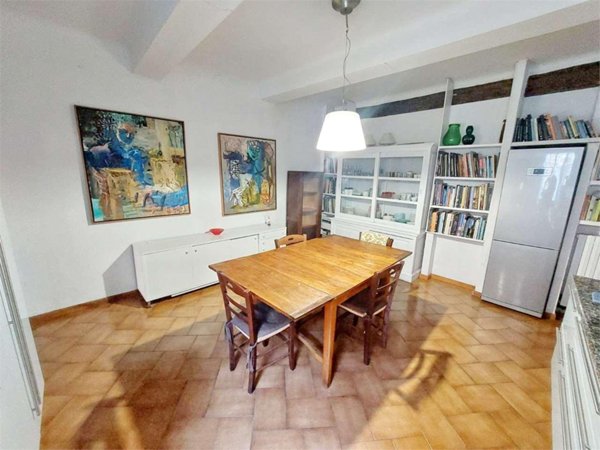 negozio in vendita a Modena in zona Centro Storico