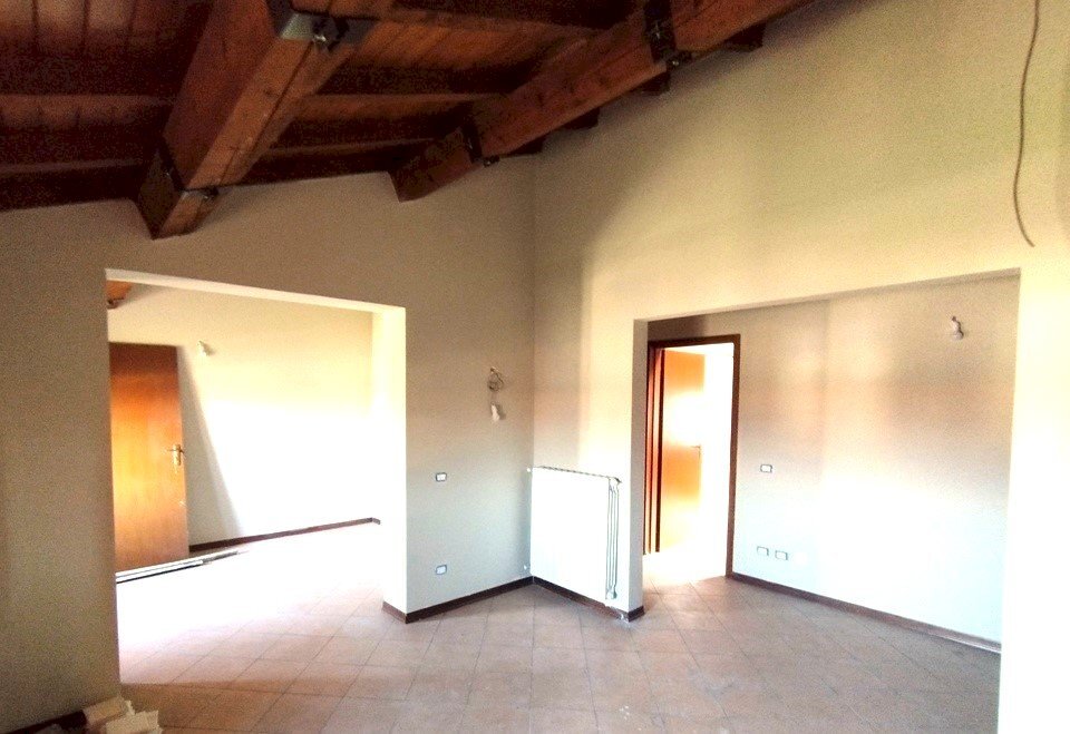 appartamento in vendita a Modena in zona Albareto